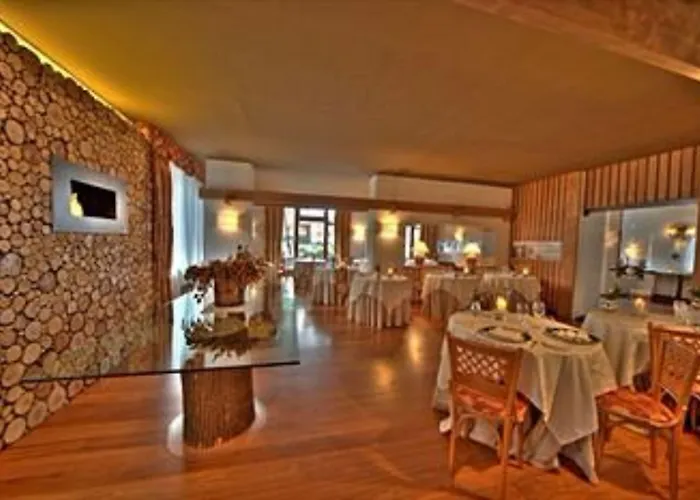 Cresta Et Duc Hotel